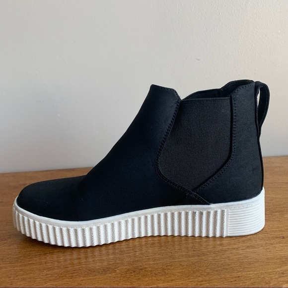 Susina Black Platform Chelsea Ankle Sneaker Boot Slip On Pull On - Picture 11 of 15